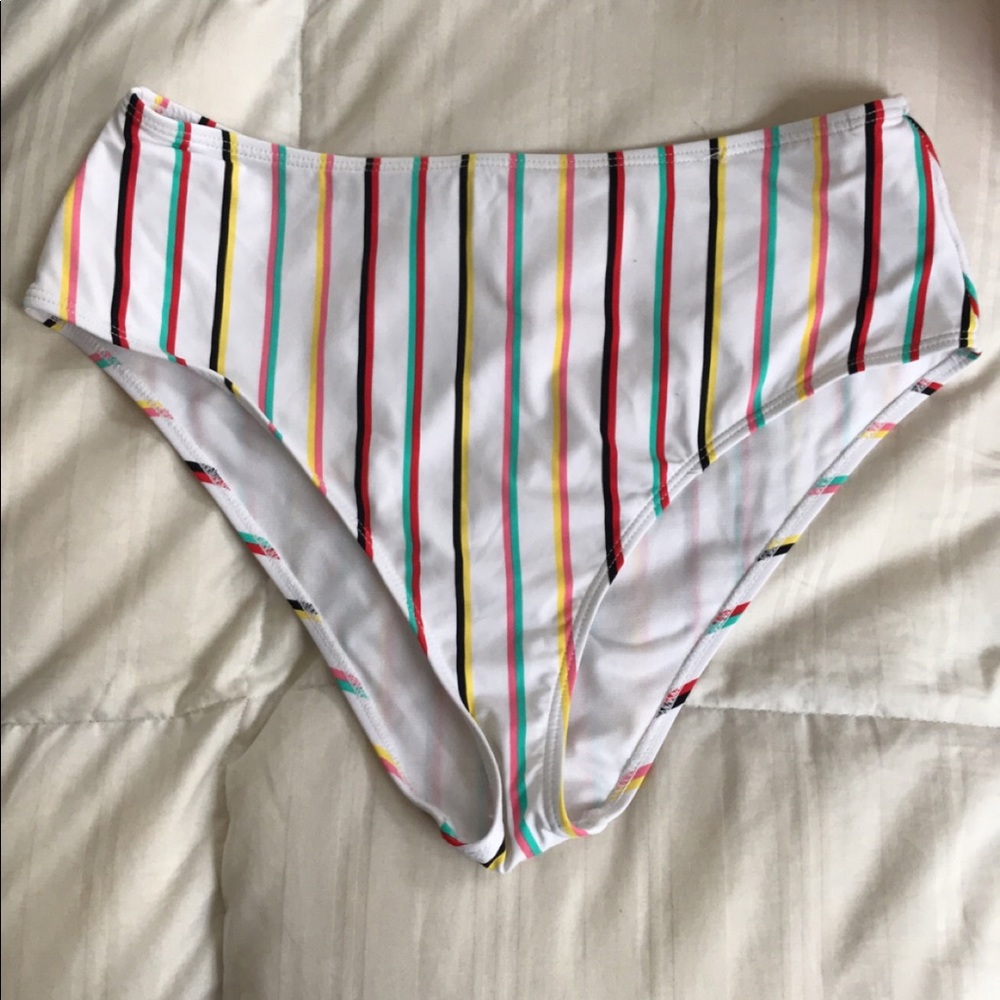 Forever 21 high waisted bottoms. Brand new